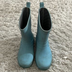 Light blue native rain boots size 11